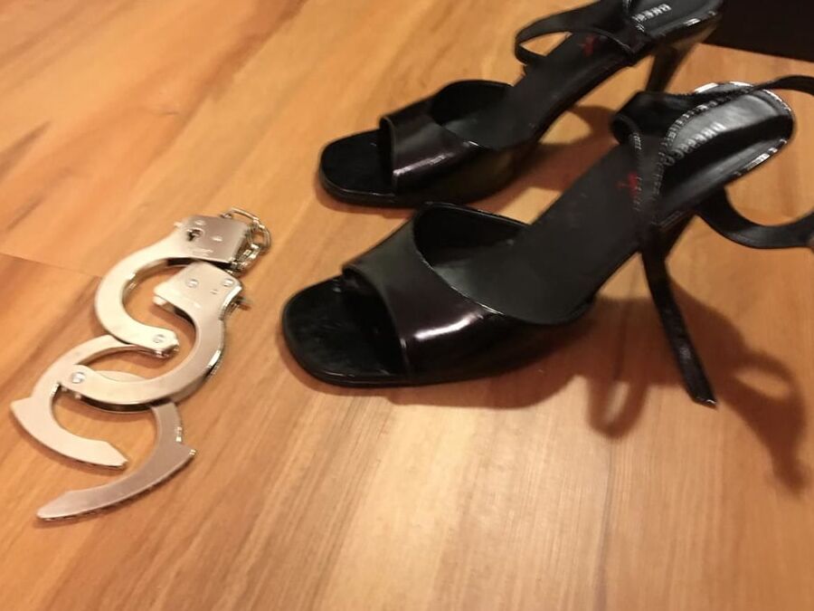 Sexy Shoes, Feet and Legs