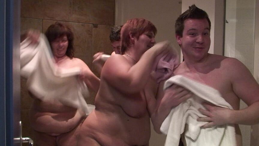 Sex in the shower ...