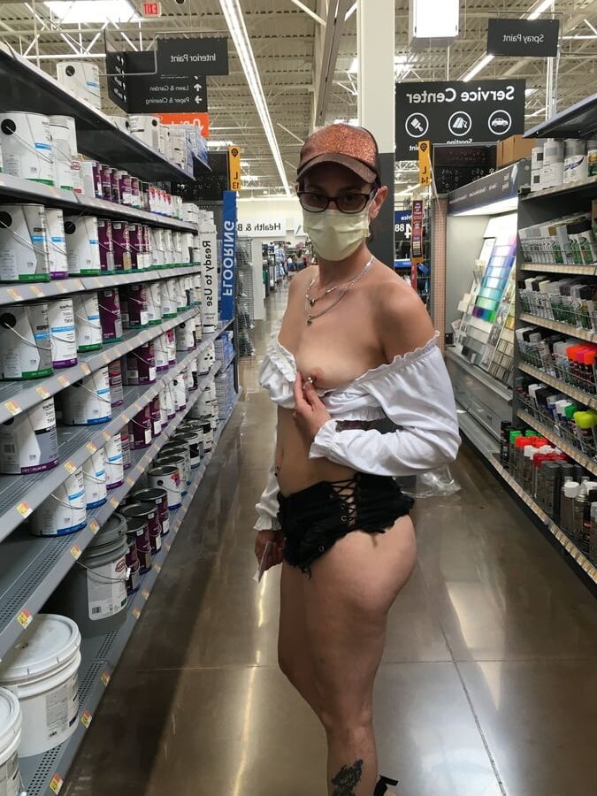 Sexislut shopping and getting ready