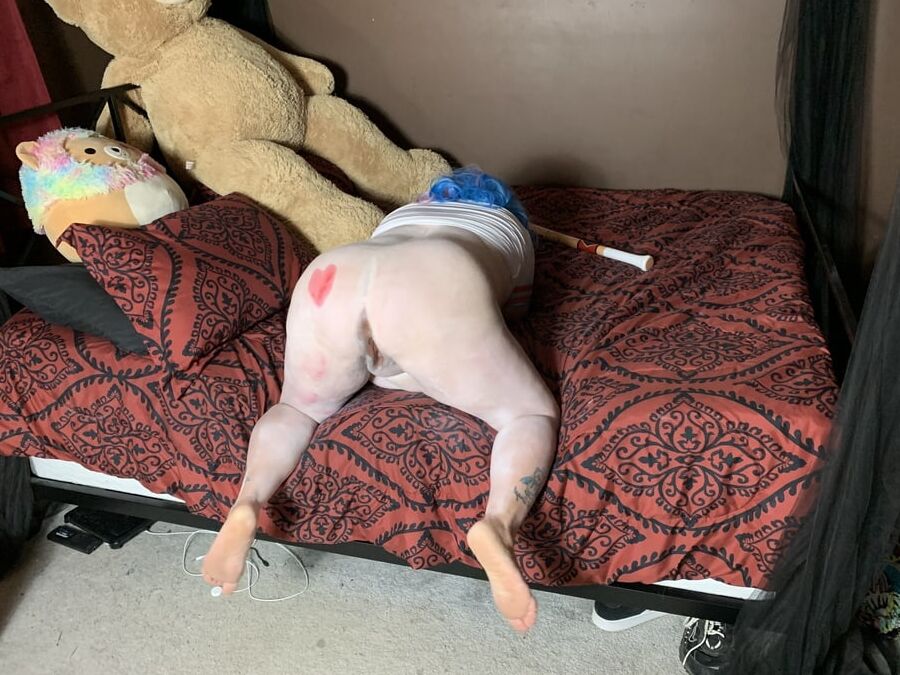 Sexy BBW Harley Quinn Cosplay Photoset