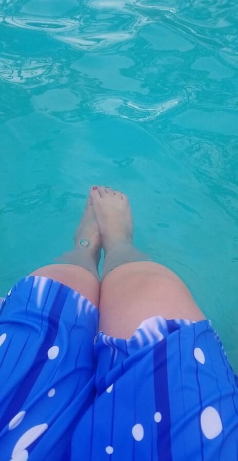 Feet pics