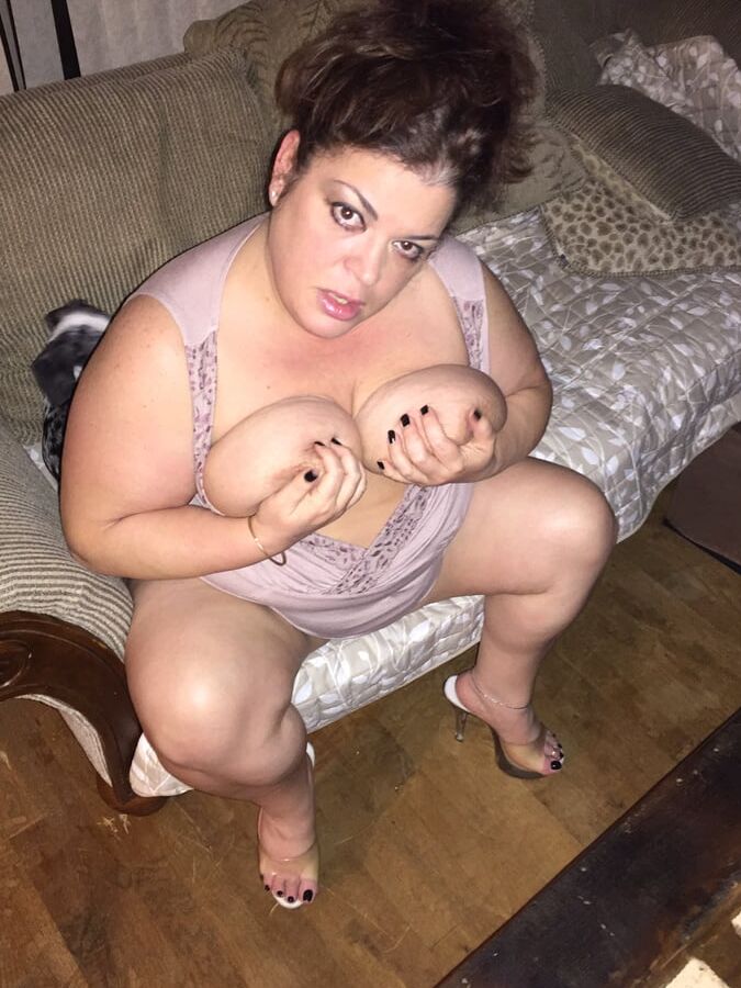 BBW Hotwife in Clear Heels