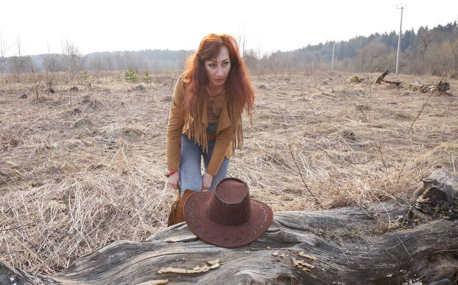 Cowgirl 8