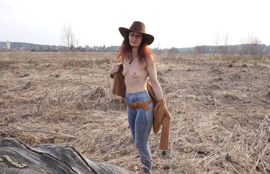 Cowgirl 8