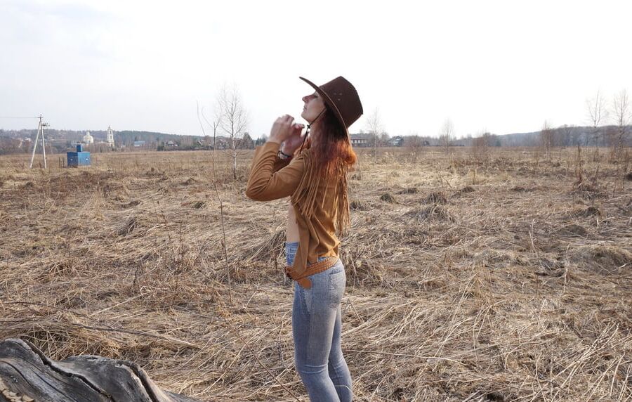 Cowgirl 8
