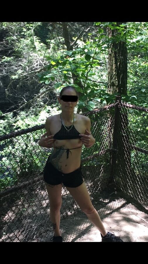 Sexislut hiking