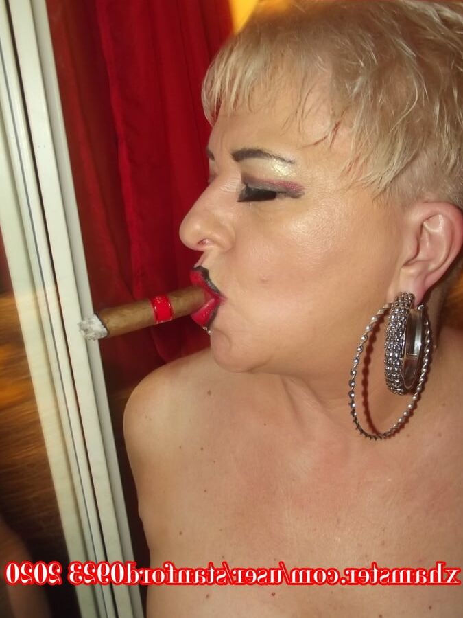 MODERN WHORE 2020