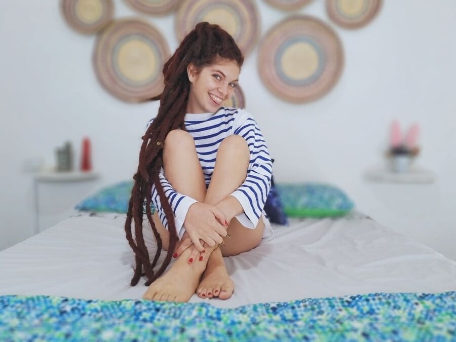 Hot Clios amateur photos
