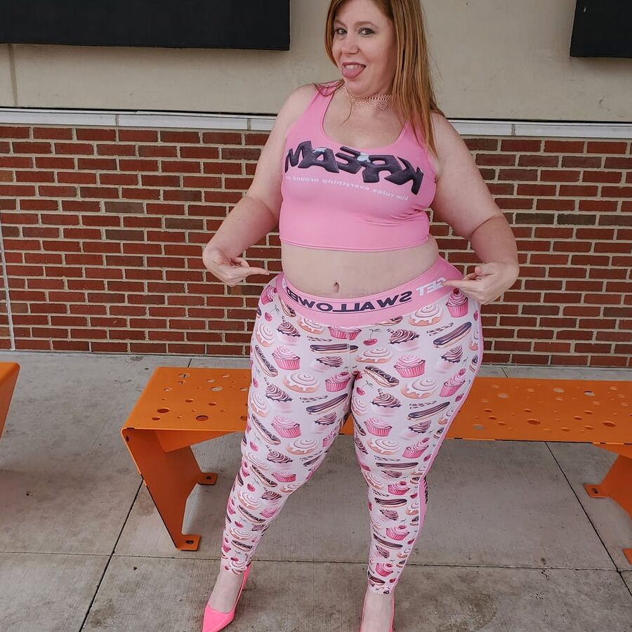 Custom Kream Leggings Set