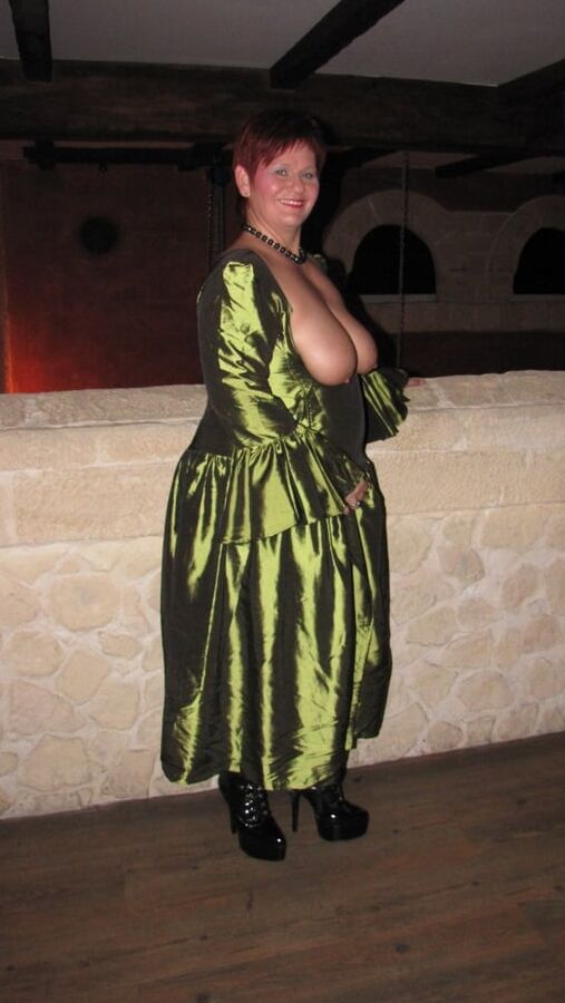 In the green, Cupless Dress