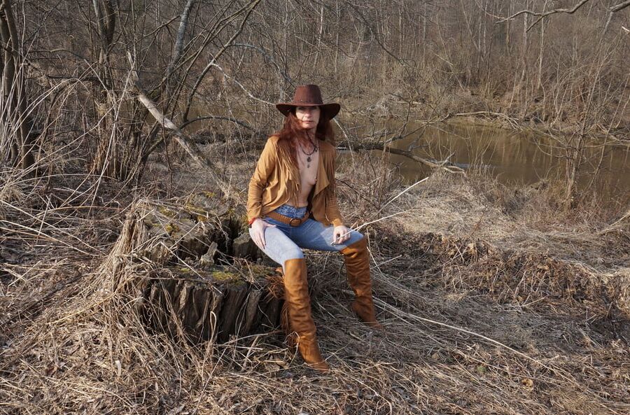 Cowgirl 7