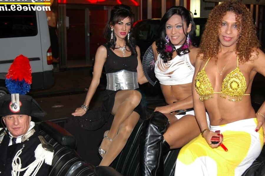 In the brothel "Tollhaus" with Uschi H., Dany & Olivia Jones