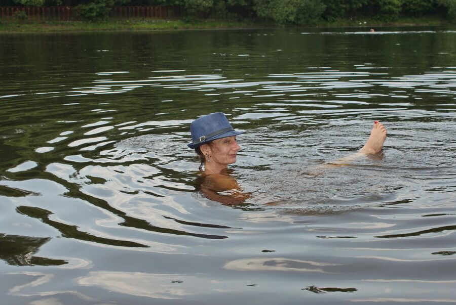 Bathing in Timiryazev-pond