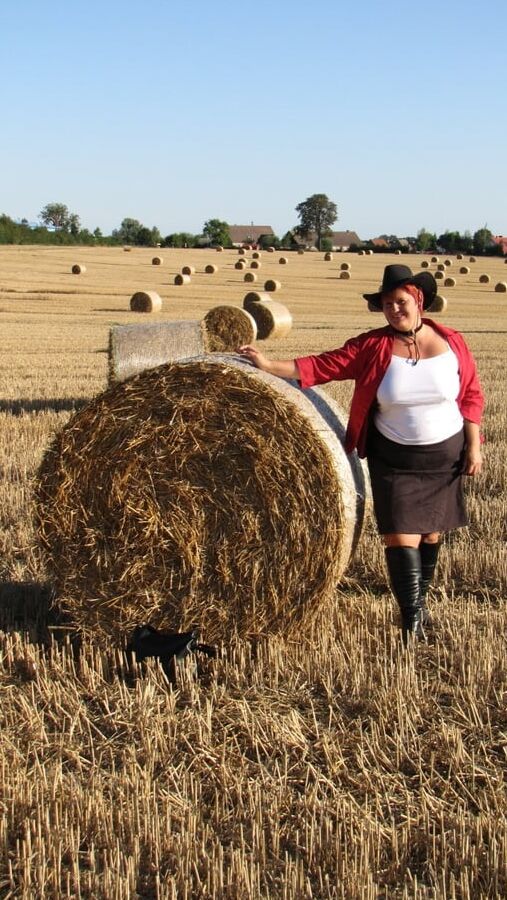 Posing in the cornfield ...