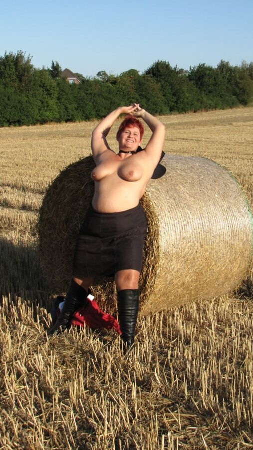Posing in the cornfield ...