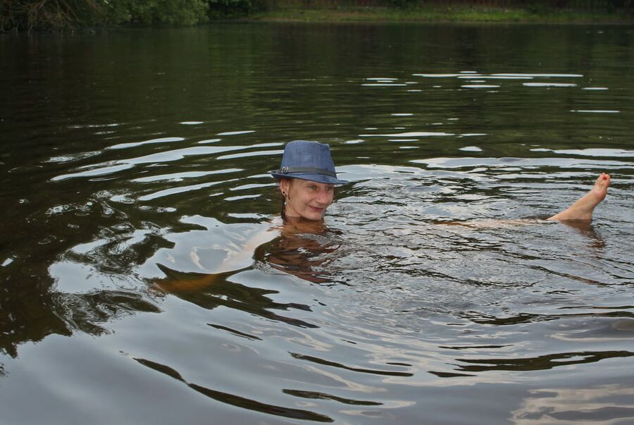 Bathing in Timiryazev-pond