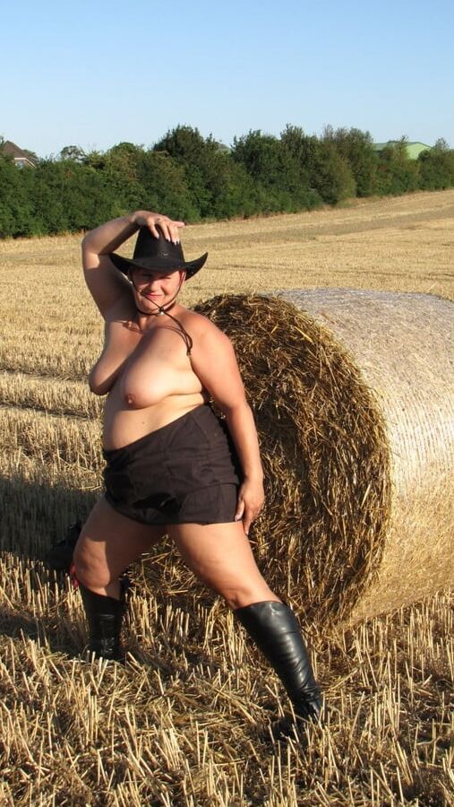 Posing in the cornfield ...
