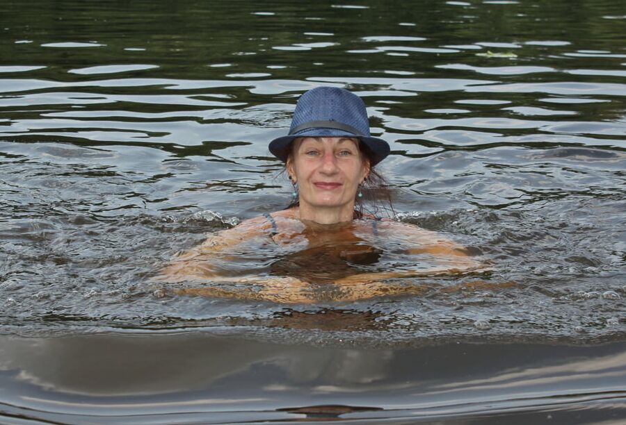 Bathing in Timiryazev-pond