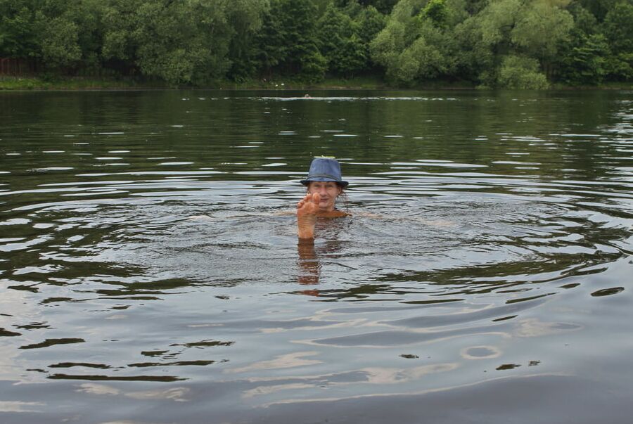 Bathing in Timiryazev-pond