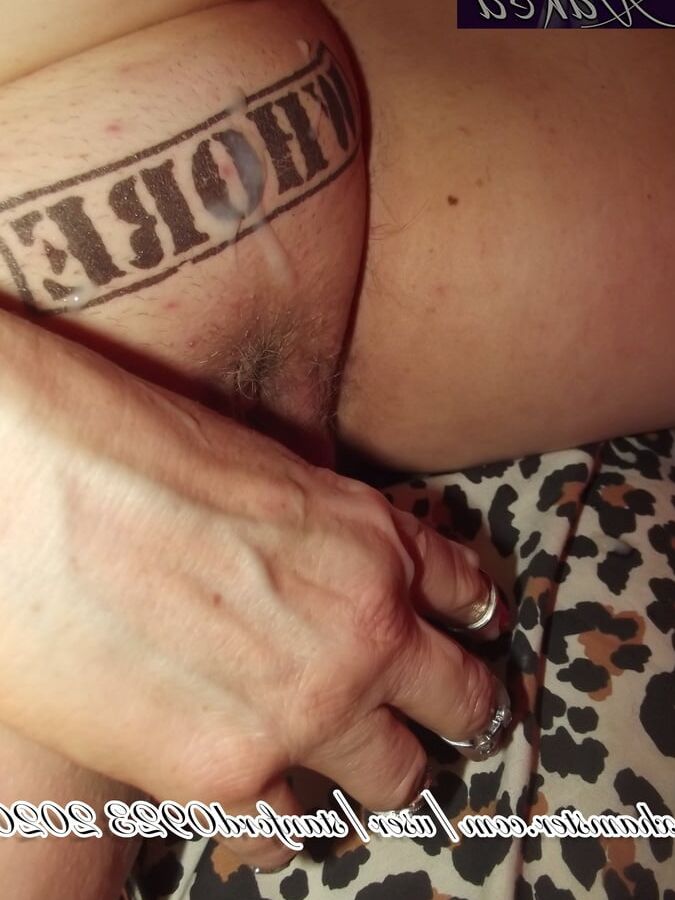 NAKED WHORE