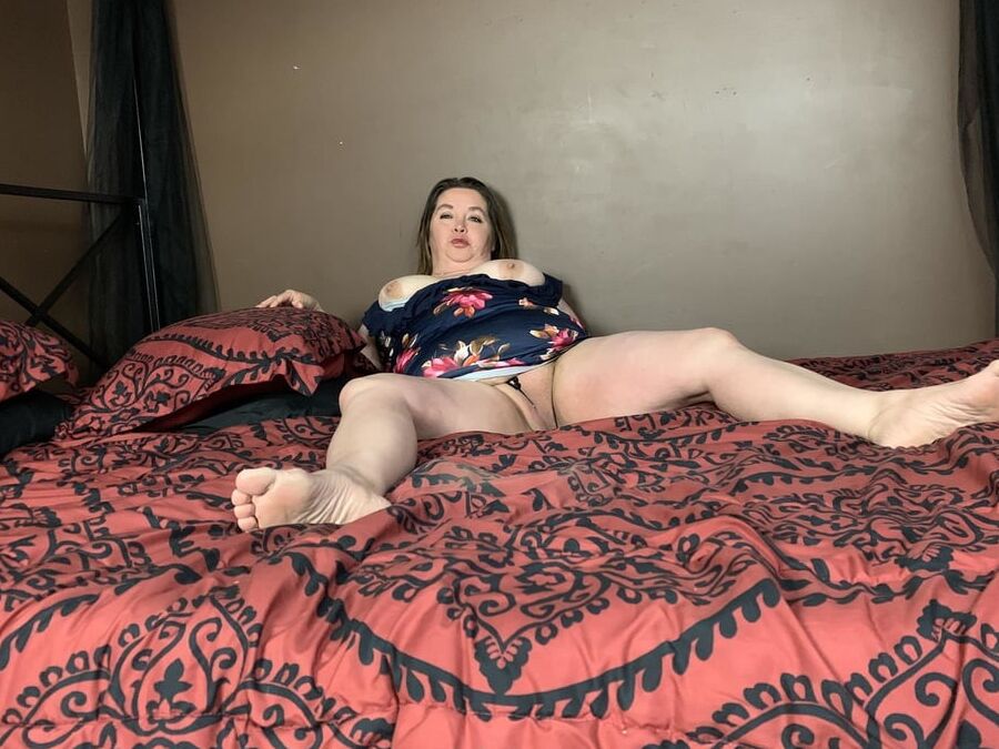 Sexy BBW Classy Pearl Pussy