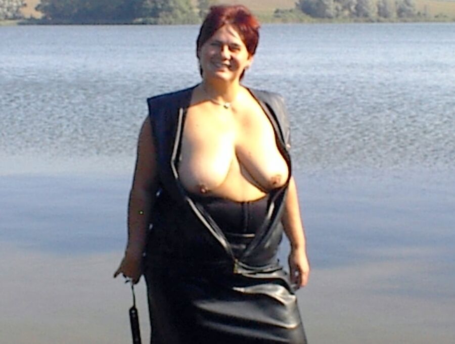 Outdoor lakeside ...