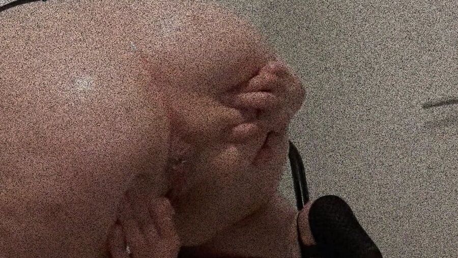 Oiled Boobs and Ass Worship