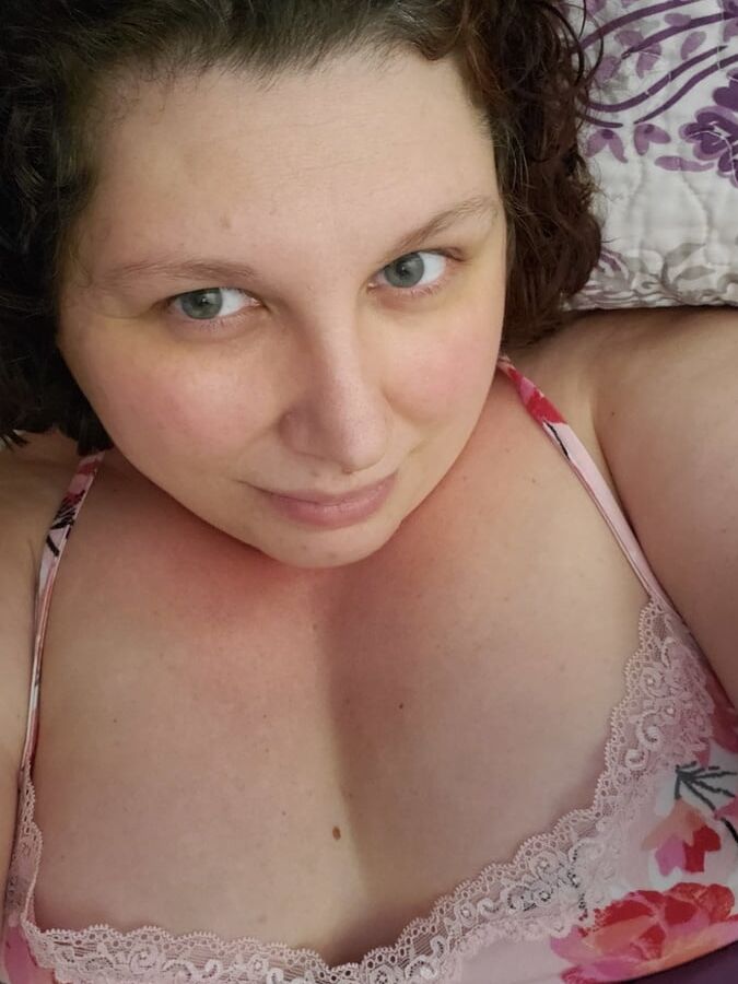 Hot milf bored durring quarantine - tit torture clamps vibe