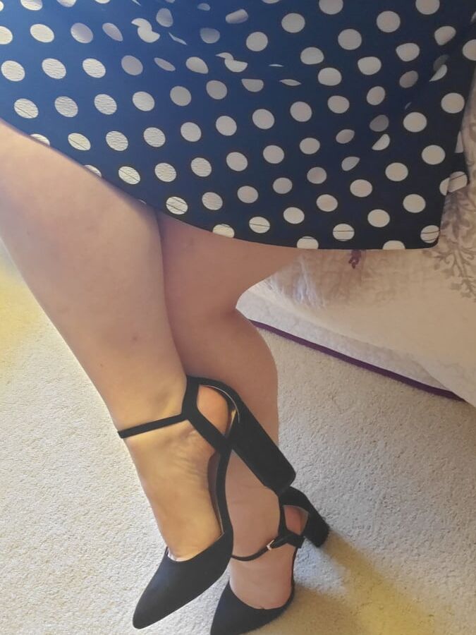 Hot milf bored durring quarantine - tit torture clamps vibe