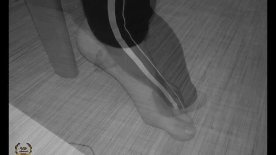 Her fucking feet