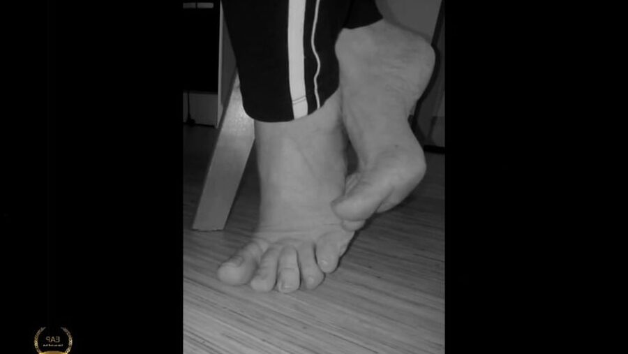 Her fucking feet