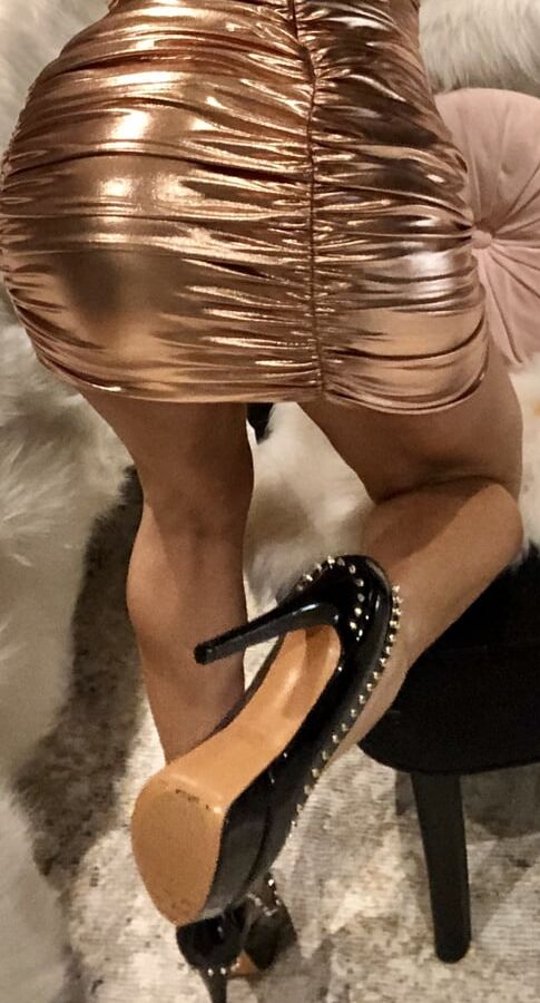 Secret Slut in a Gold Dress