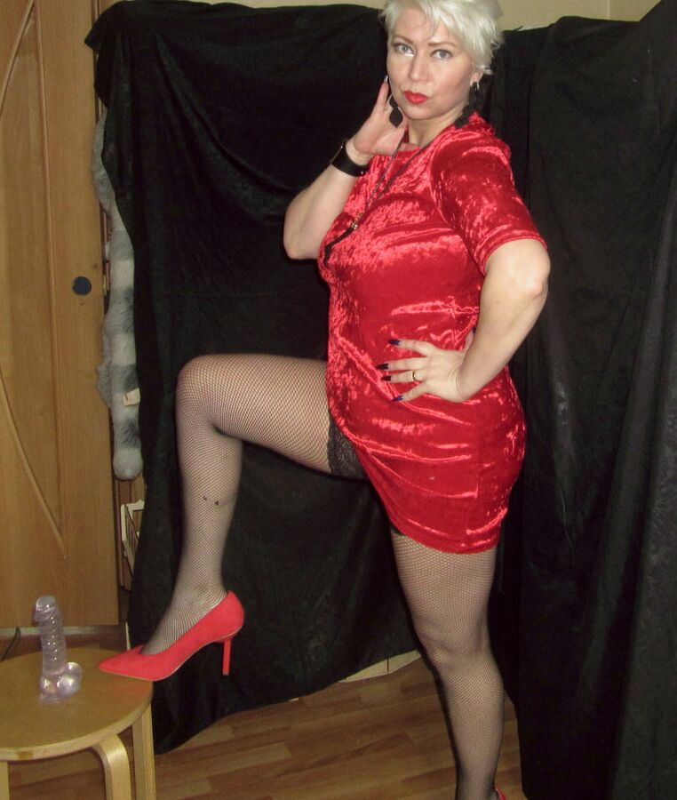 Red dress, red shoes, mirror and transparent cock... ))