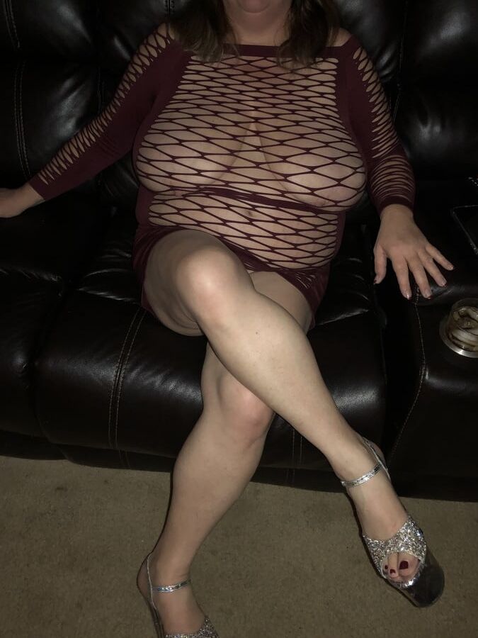 Sexy wife needs cock