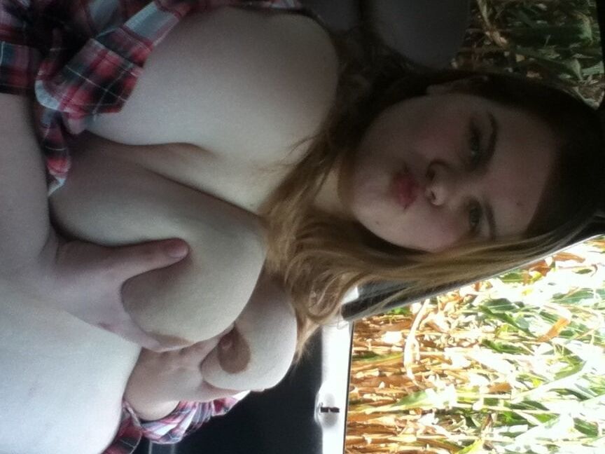 Fun in the car showing my tits off