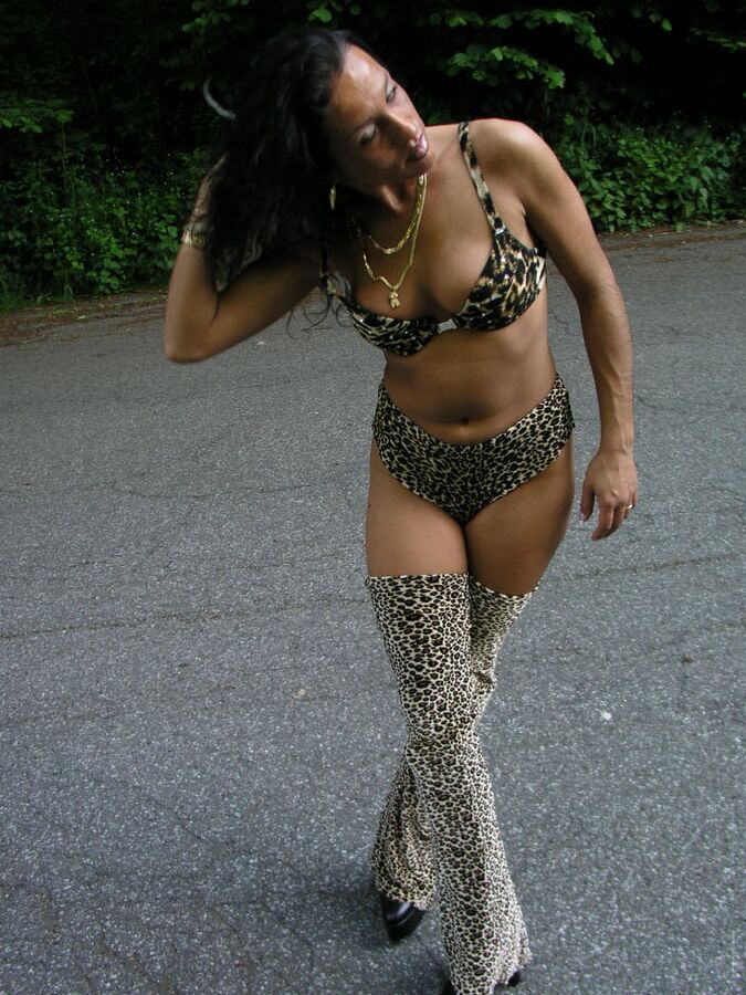 Latino Amateur Girl