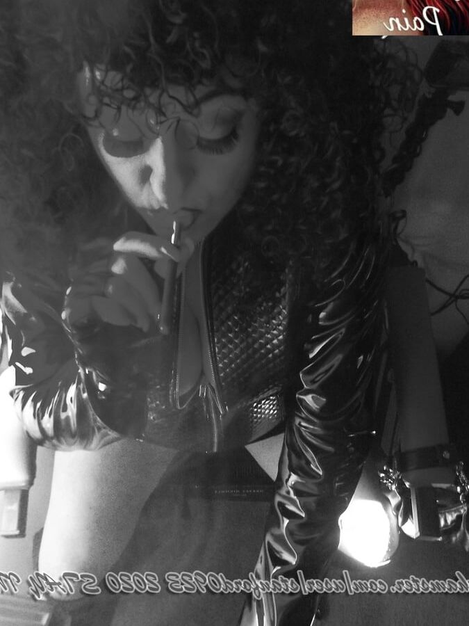 MISTRESS OF PAIN