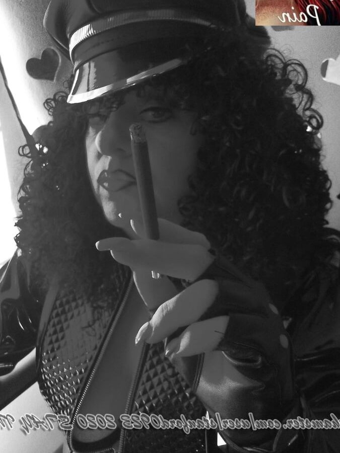 MISTRESS OF PAIN