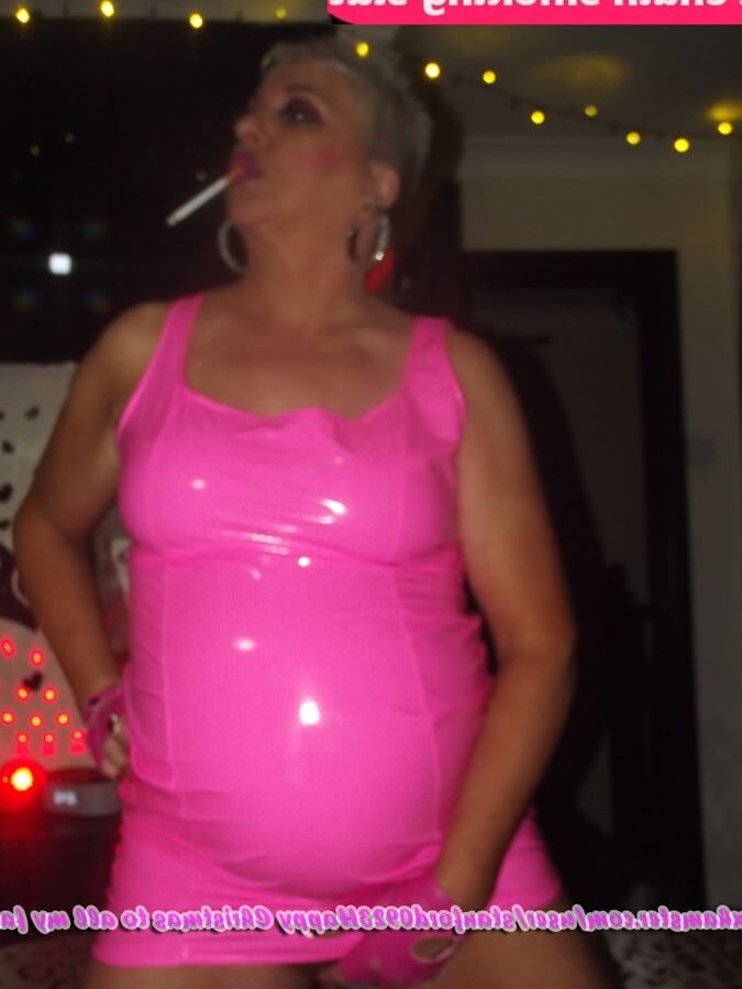 CHAIN SMOKING SLUT