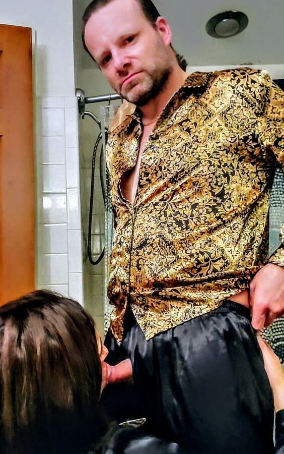 Kristian Troy the Satin Fetish ko g
