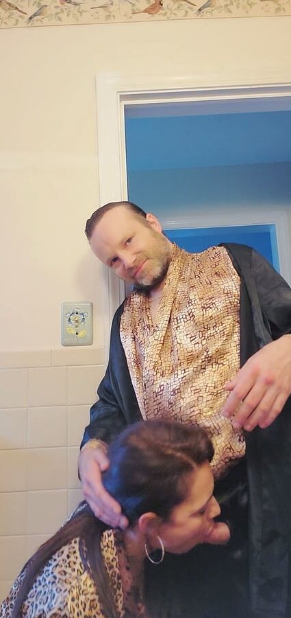Kristian Troy the Satin Fetish ko g