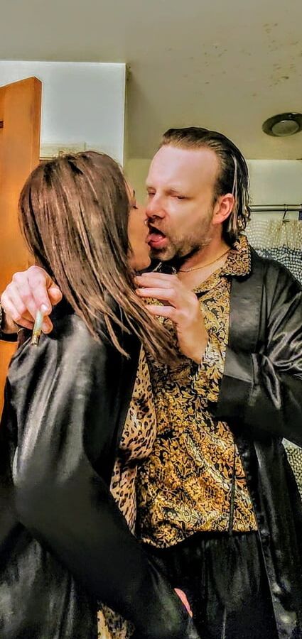 Kristian Troy the Satin Fetish ko g