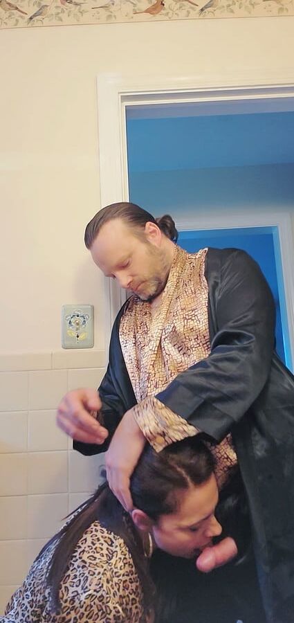 Kristian Troy the Satin Fetish ko g