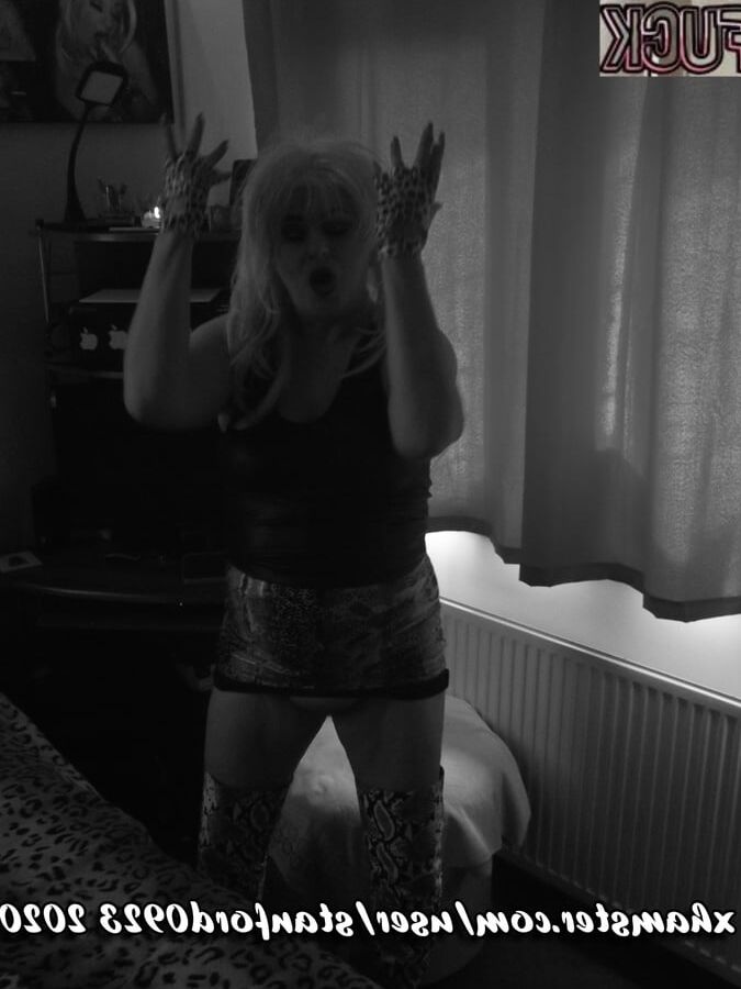 ARSE WHORE