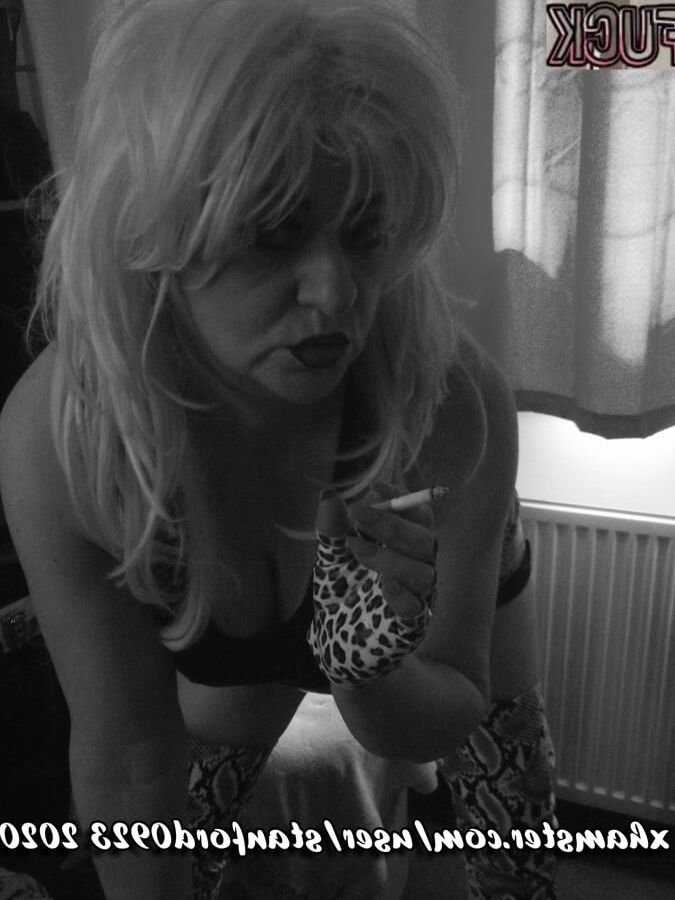 ARSE WHORE