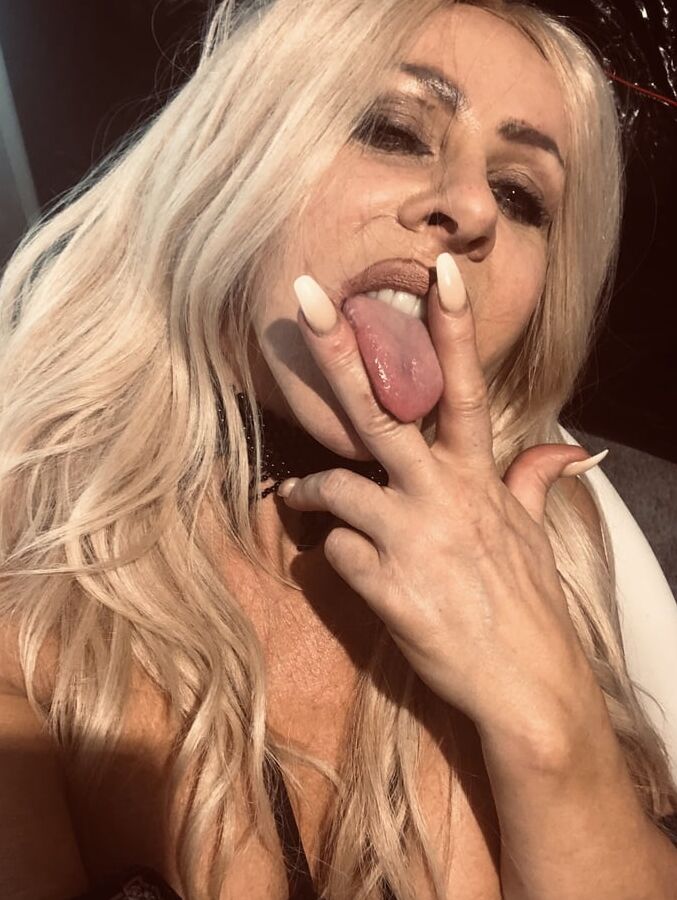 Candise Secret: Feeling Nasty