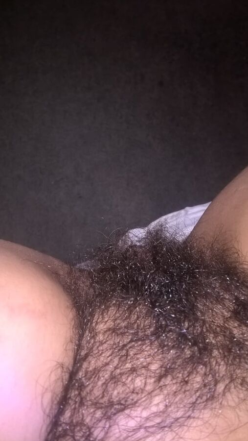 JoyTwoSex - Horny Hairy Selfies