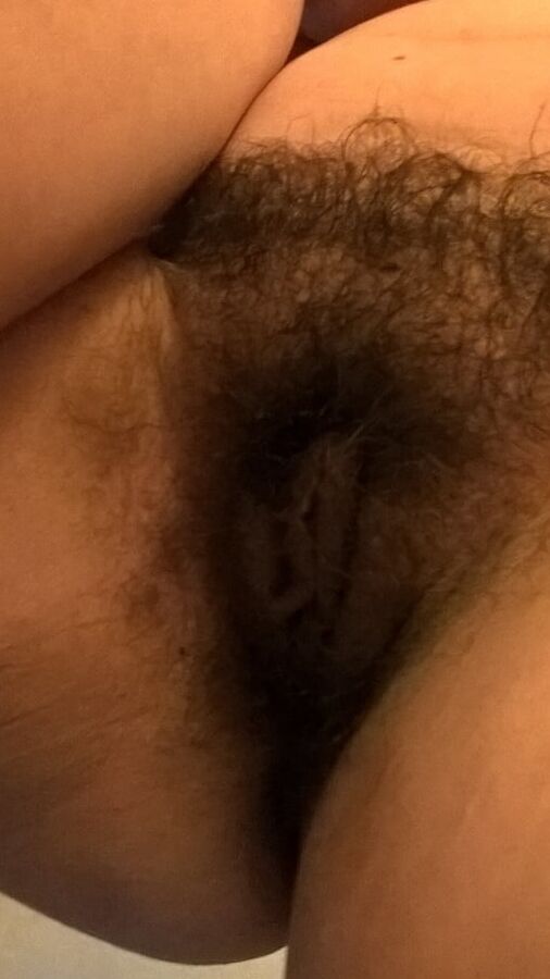 JoyTwoSex - Horny Hairy Selfies