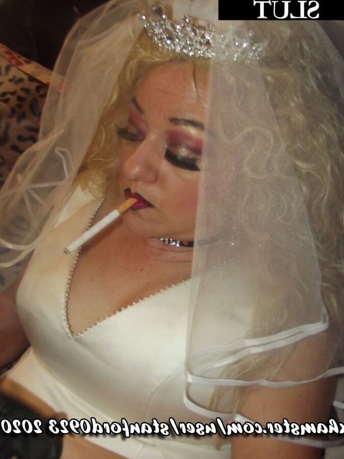 WEDDING SLUT
