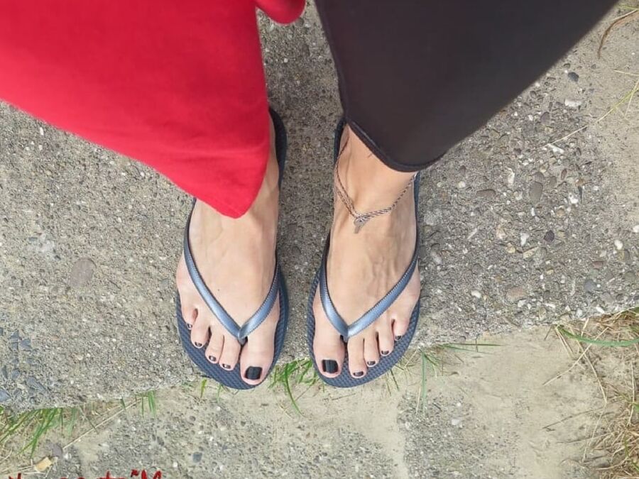 Chastity Keyholder and Cuckoldress - Mistress Kym